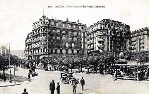 ALGER - RUE D'ISLY ET BOULEVARD LAFERRIERE